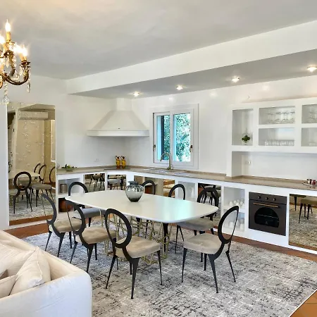 La Gemmazza Di Monasteri