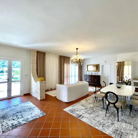 La Gemmazza Di Monasteri * 플로리디아