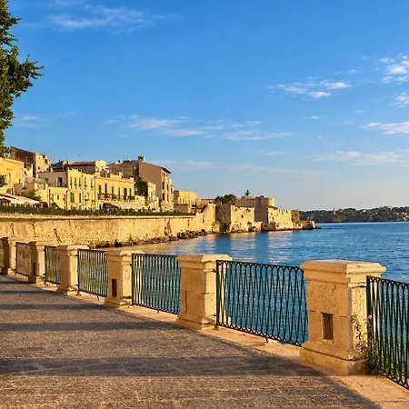 La Gemmazza Di Monasteri * Floridia